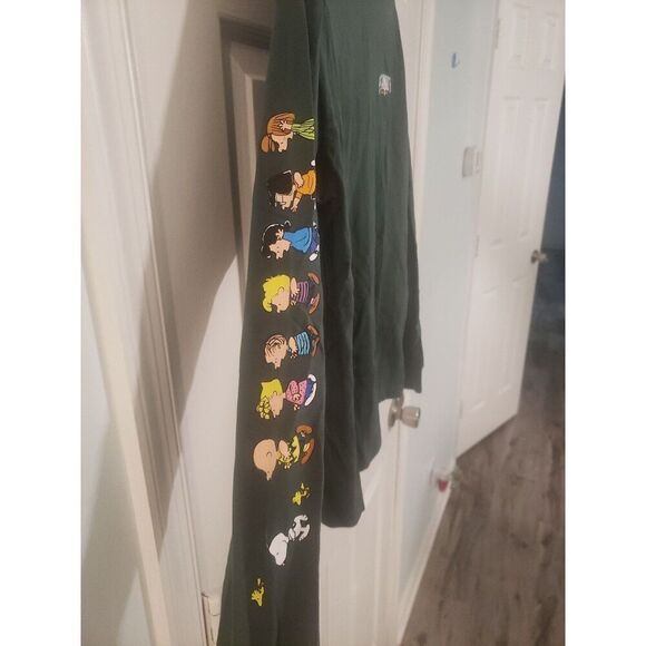 Long sleeve peanuts shirt size small - Picture 2 of 6